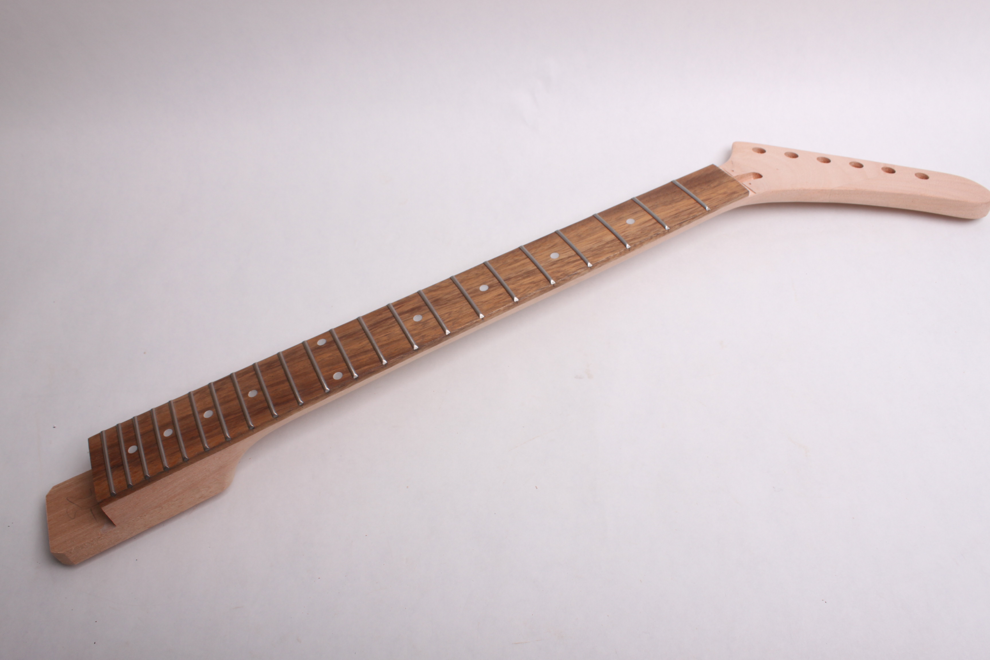 ELECTRIC GUITAR KIT explorer STYLE Guitar bodies and kits from