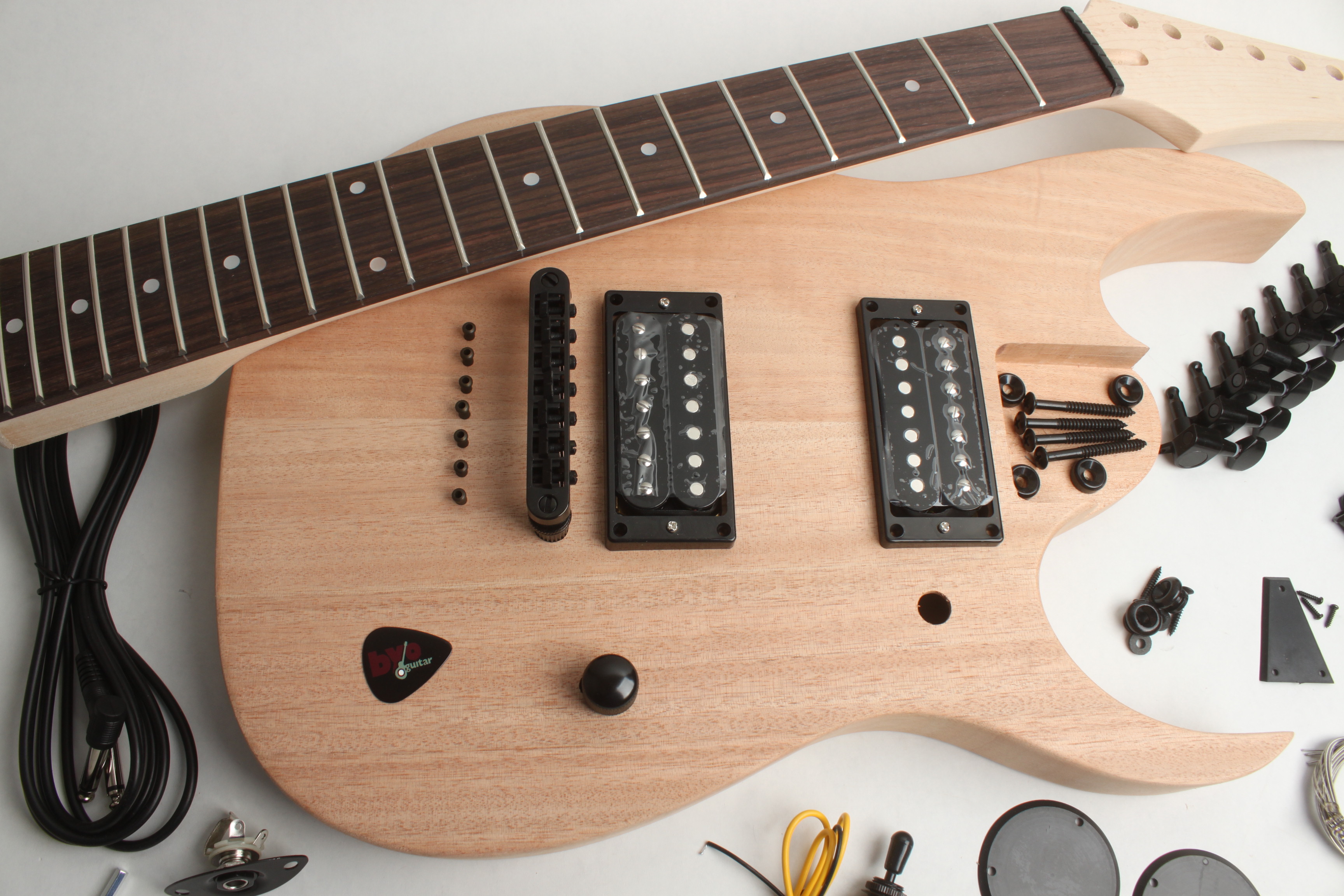 ELECTRIC GUITAR KIT string STYLE Guitar bodies and kits from