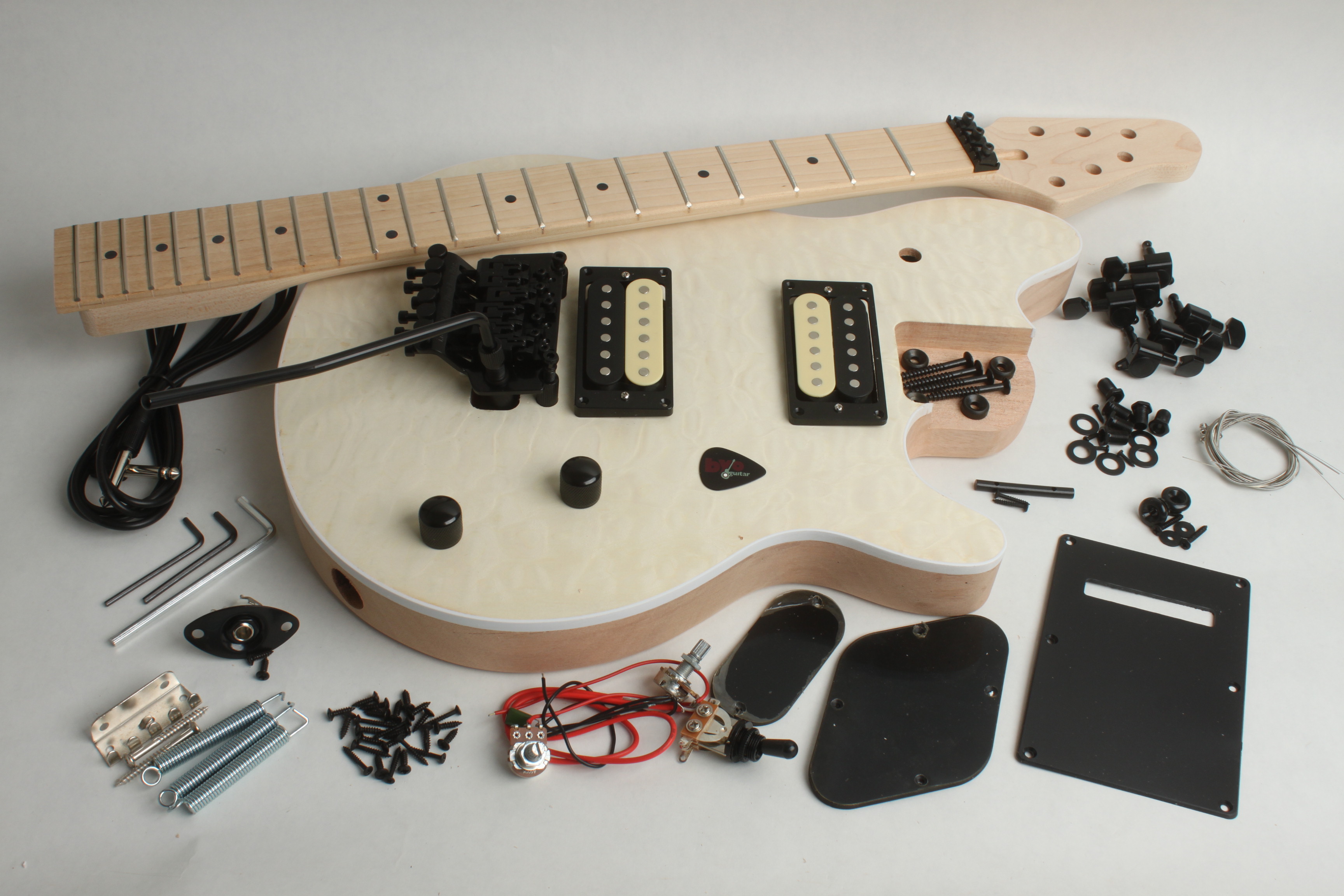 Electric Guitar Kit- EVH-Style BYO-Quilt Top-Blackout