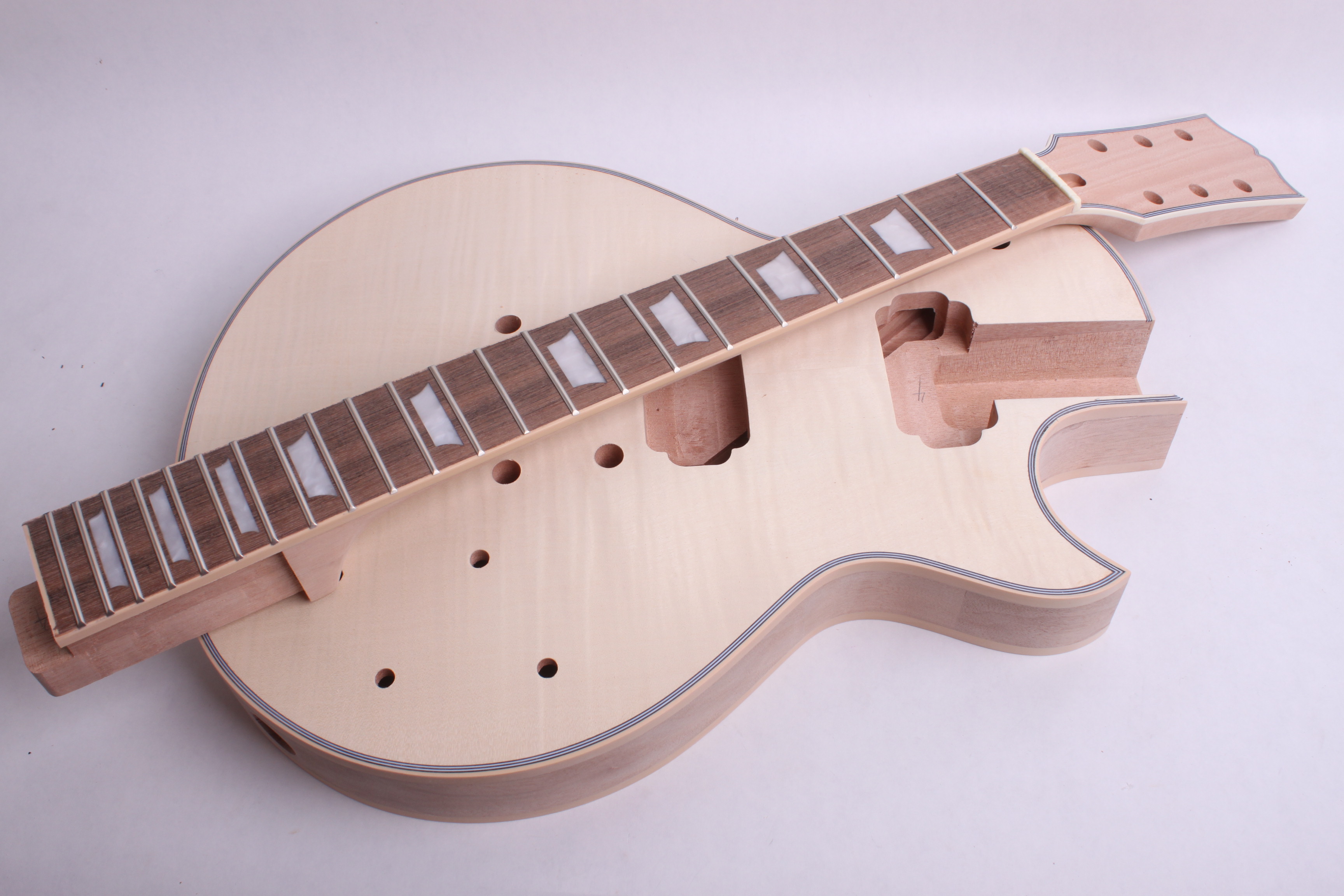 ELECTRIC GUITAR KIT LPSTYLE Guitar bodies and kits from BYOGuitar