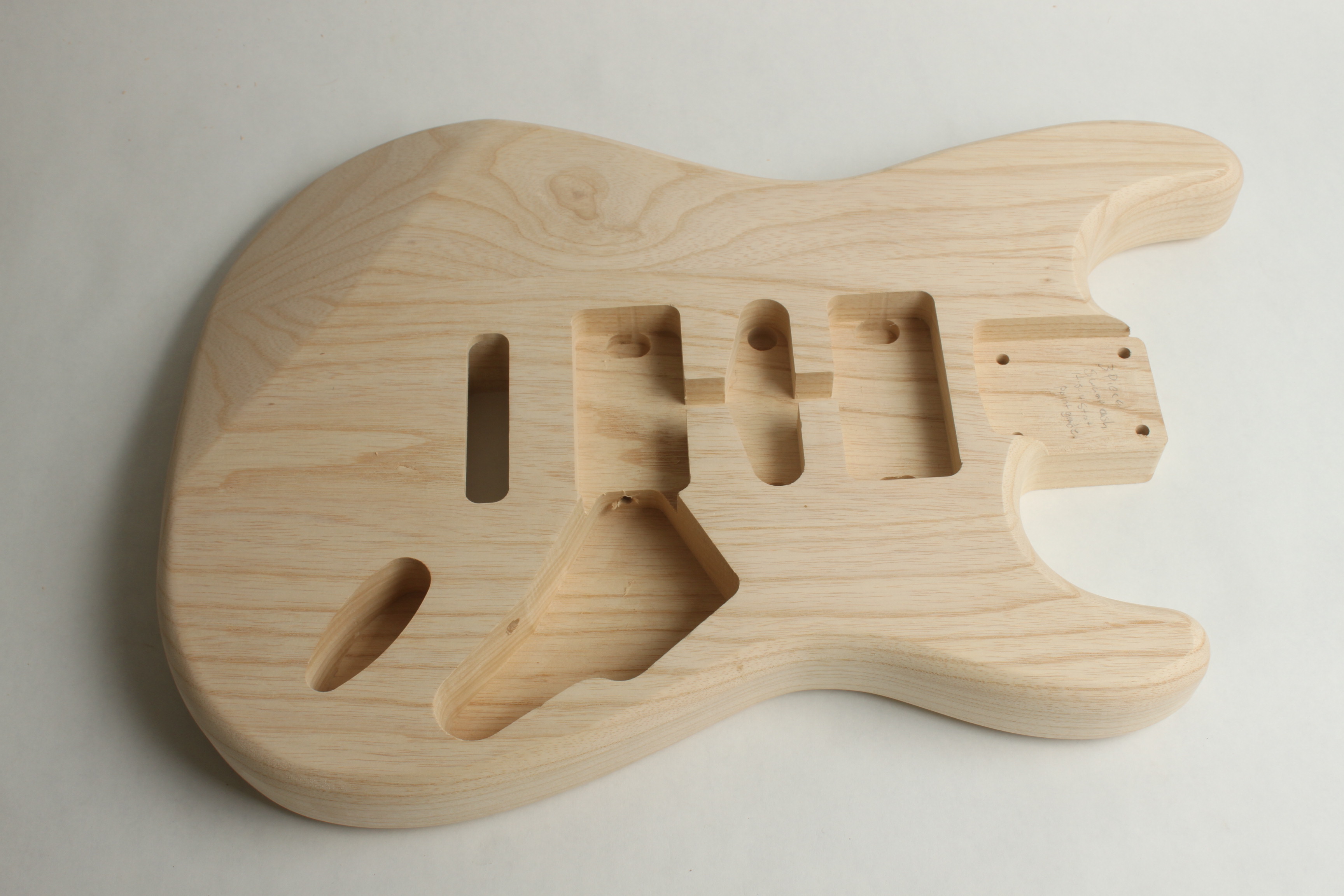 3 Piece Swamp Ash ST style Guitar Body Unfinished Guitar bodies