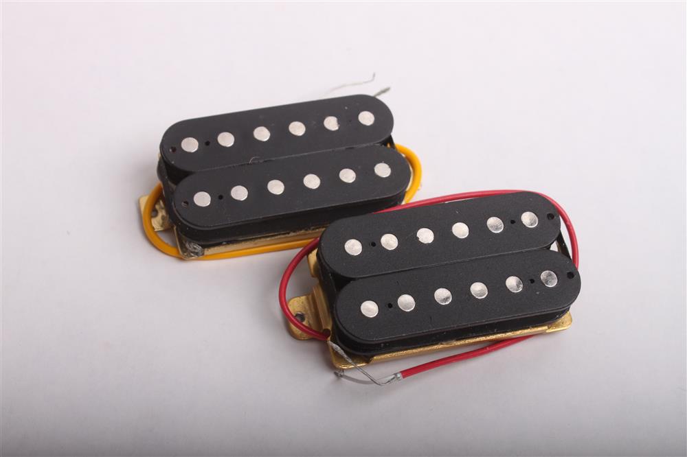 Black Humbuckers  CLR-Black